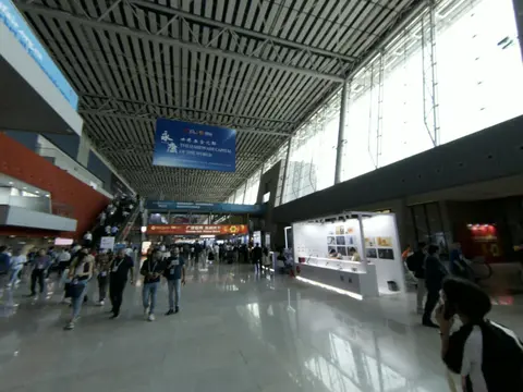 The access walkway leading to the exhibition halls